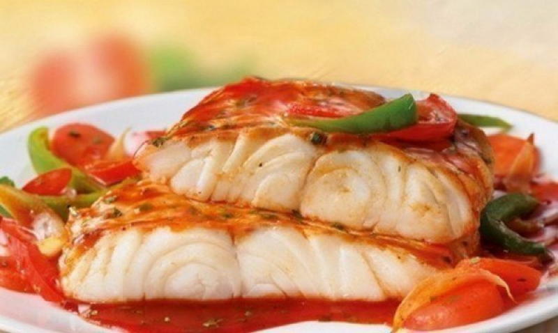Запекаем вкусно рыбу: 5 быстрых и несложных рецептов