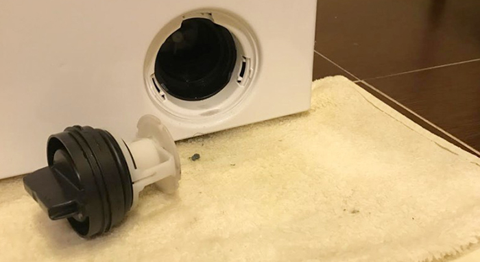 Благодаря этим 5 трюкам твоя стиральная машинка всегда будет чистой и сияющей.