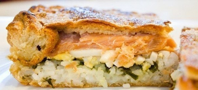 Пирог с рыбой — рецепты с рисом, капустой из дрожжевого или заливного теста