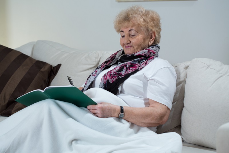 Обхитрим Альцгеймера: 7 внушительных причин, чтобы начать писать от руки каждый день.