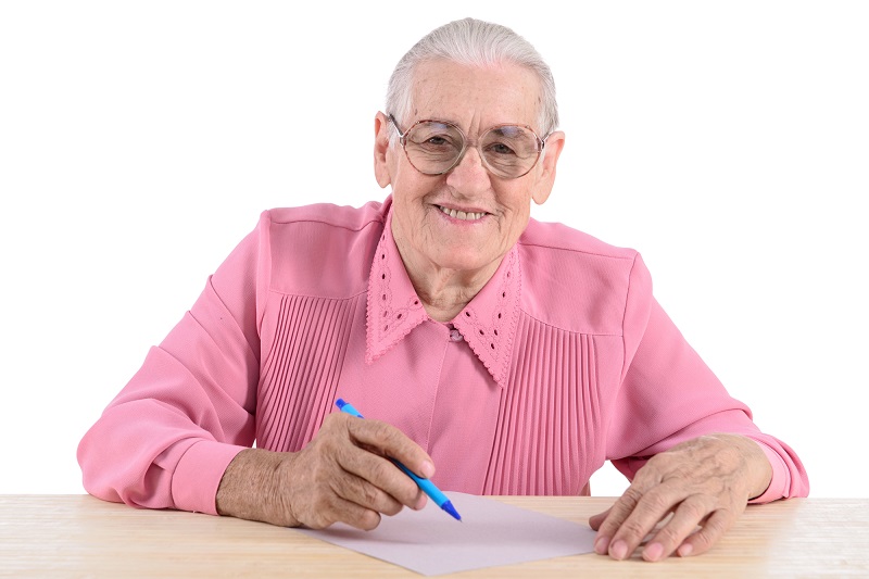 Обхитрим Альцгеймера: 7 внушительных причин, чтобы начать писать от руки каждый день.