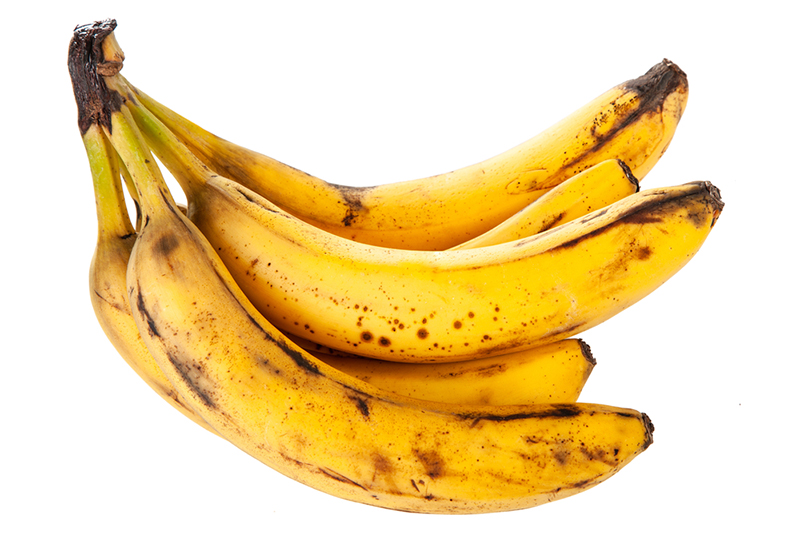 Варю клубнику с бананом из расчета 1 : 3. Ягода не раскисает, а сироп густой без конфитюра!