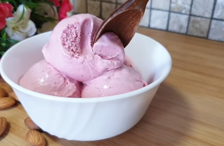 Идеальное домашнее мороженое: готовится и съедается в два счёта