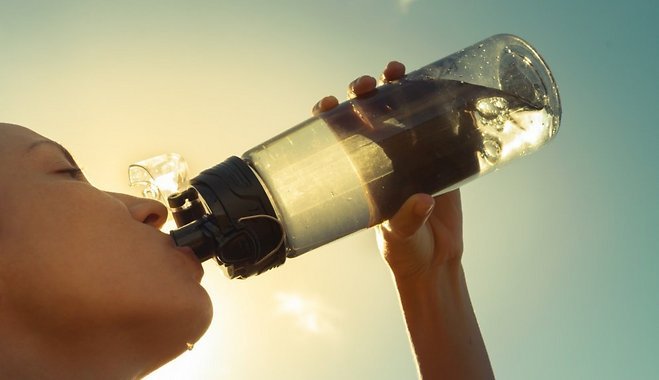 Вы пьете очень мало: 10 признаков того, что вам необходима вода