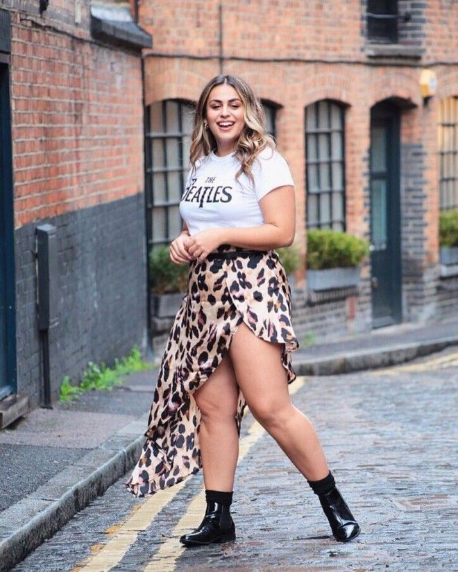 Блогер из Лондона показала, как должна одеваться девушка размера XL