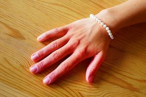 9 опасных заболеваний, о которых сигнализируют руки. Присмотрись внимательнее